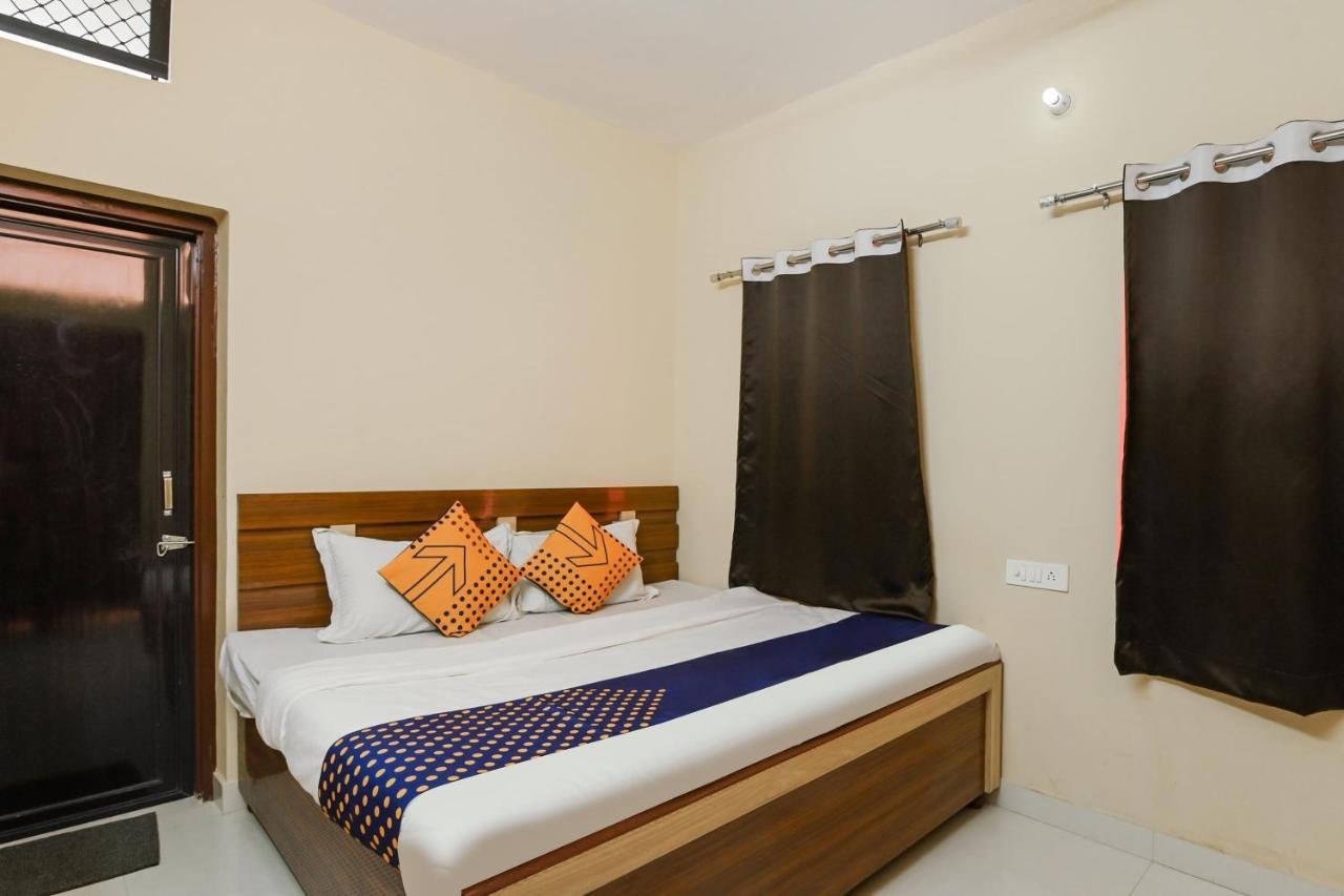 Spot On 76159 Siya Hotel Dźajpur Zewnętrze zdjęcie