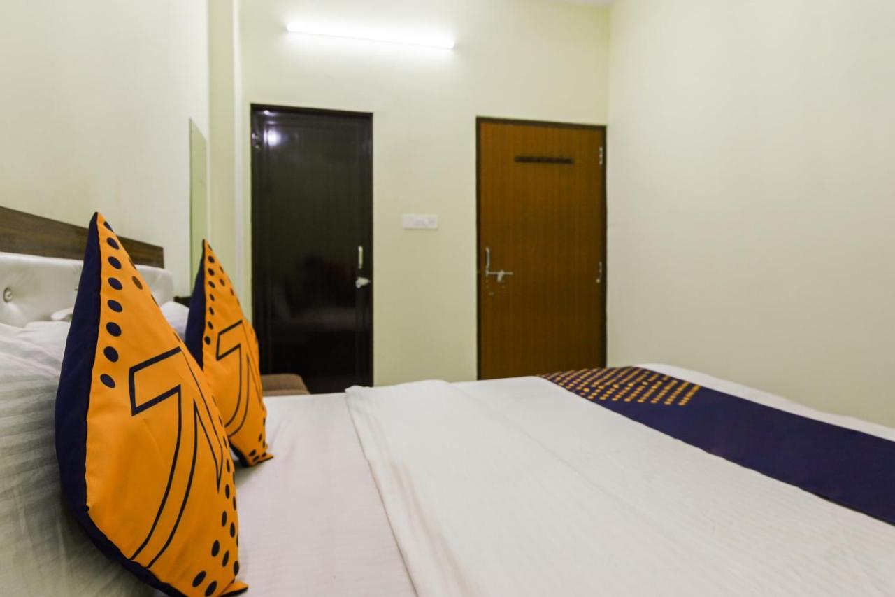 Spot On 76159 Siya Hotel Dźajpur Zewnętrze zdjęcie