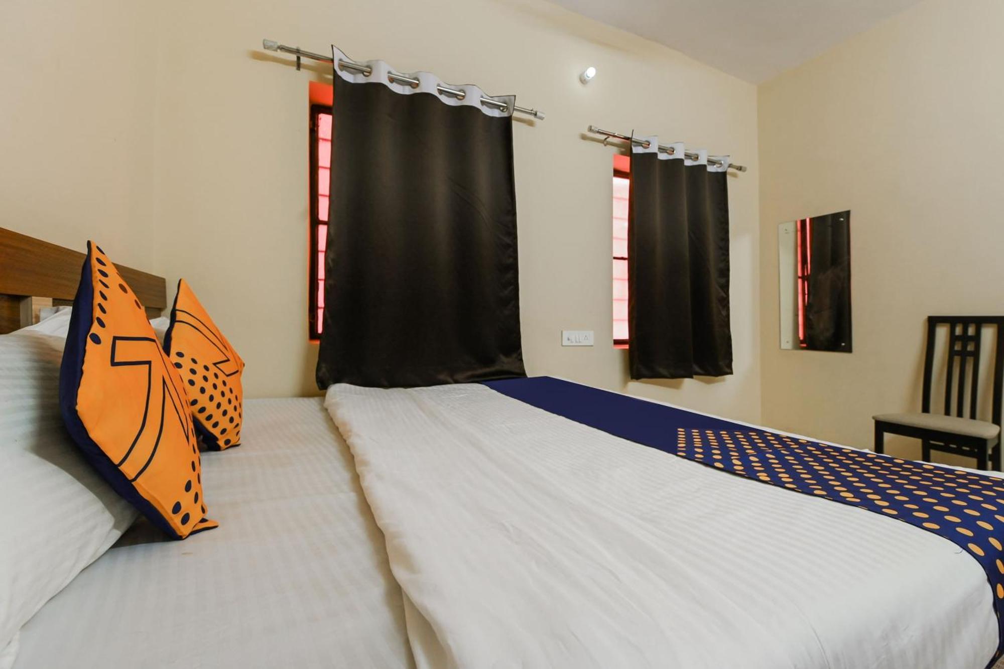 Spot On 76159 Siya Hotel Dźajpur Zewnętrze zdjęcie